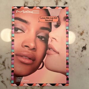 ⭐️⭐️HOST PICK⭐️⭐️ NIB MAC Love Me Lip Kit: Neutral
